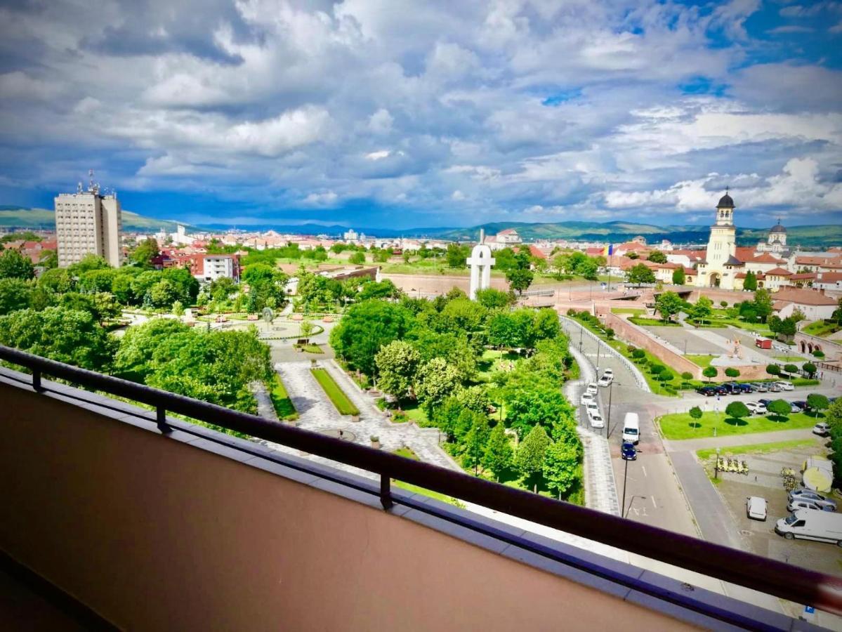 Midsummer Boulevard Daire Alba Iulia Dış mekan fotoğraf